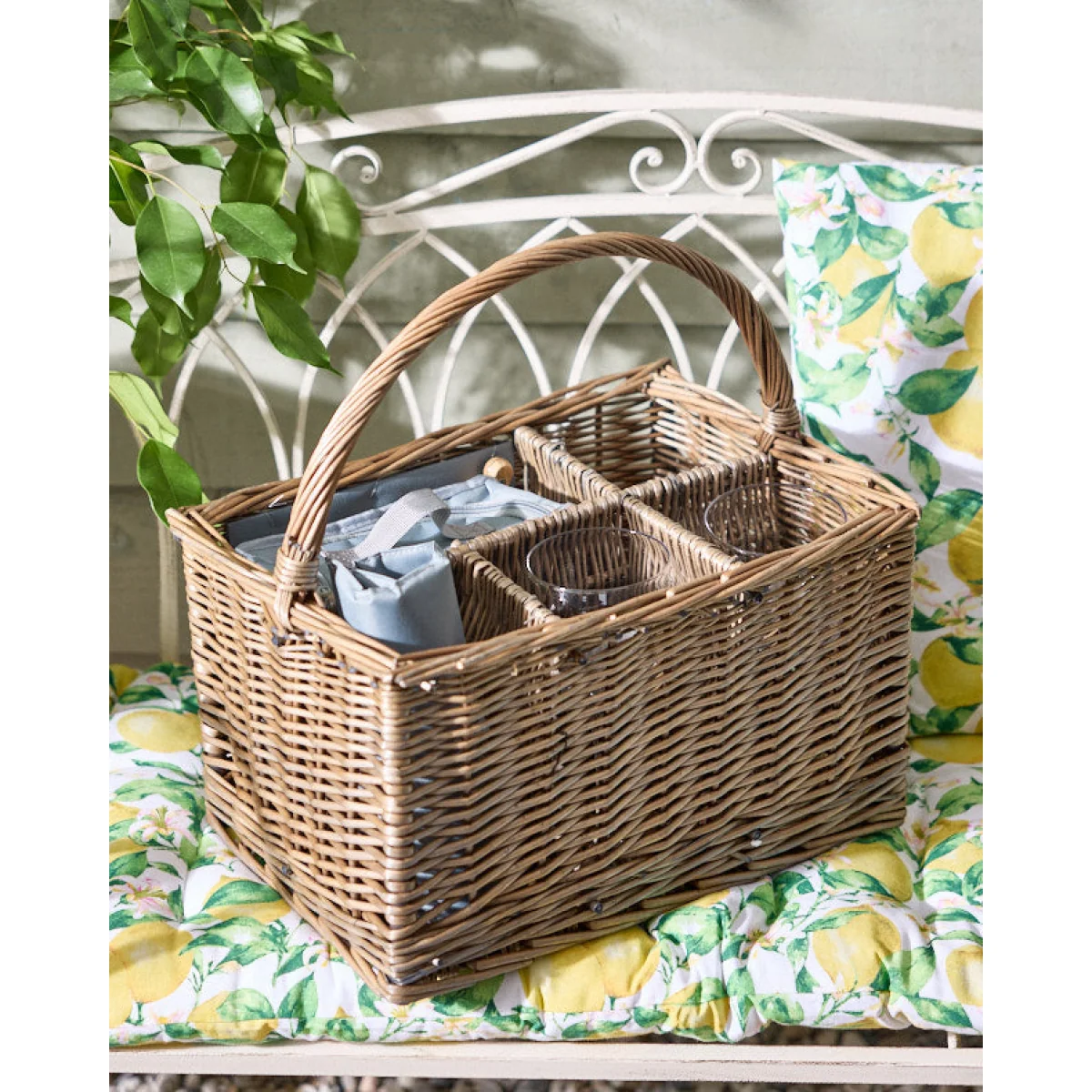 G & T Alfresco Picnic Hamper Basket – image 2