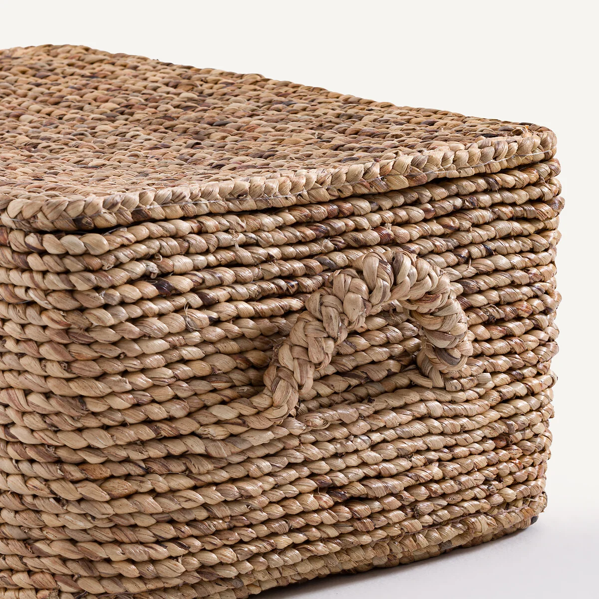 Lian Woven Sea Hyacinth Rectangular Basket – image 5