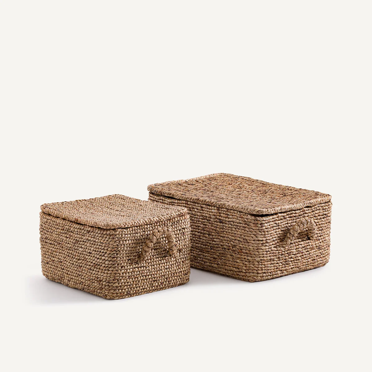 Lian Woven Sea Hyacinth Rectangular Basket – image 7