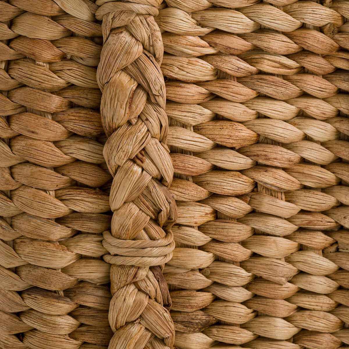 Tima Square Basket in Water Hyacinth – image 5
