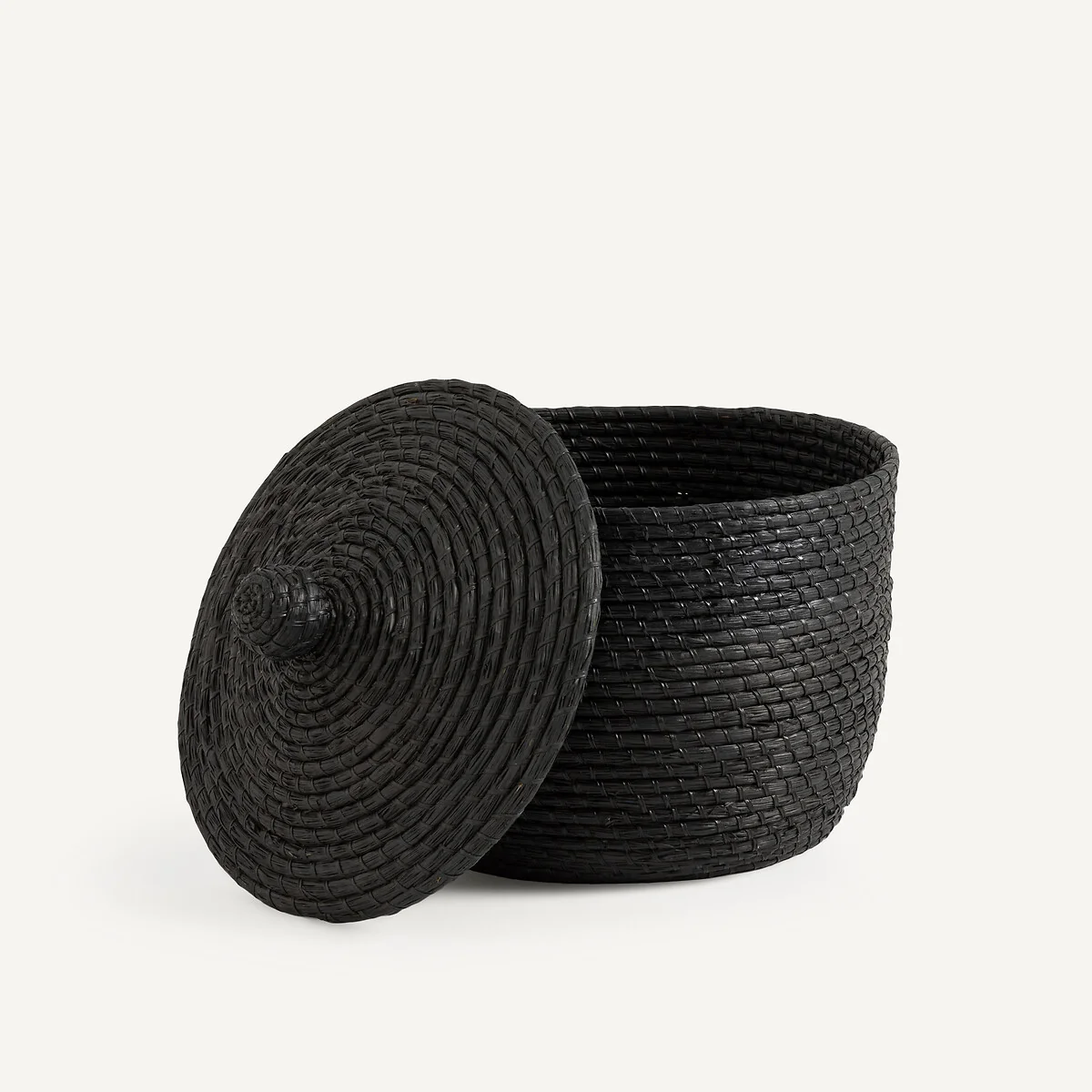 Honoka Woven Straw Basket with Lid – image 3