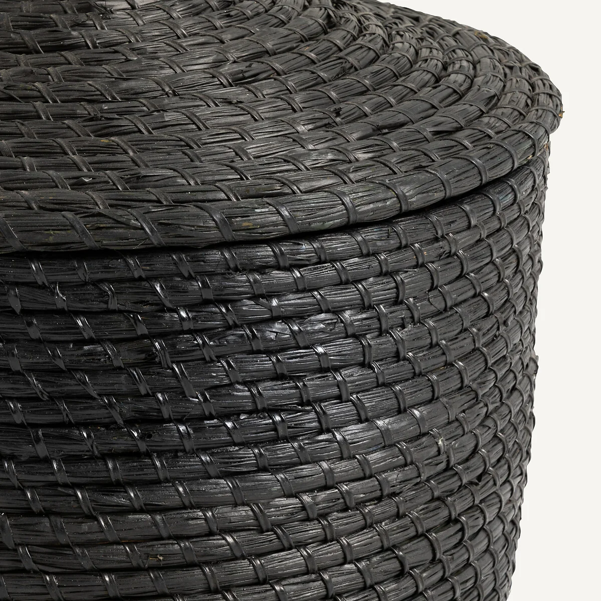 Honoka Woven Straw Basket with Lid – image 1