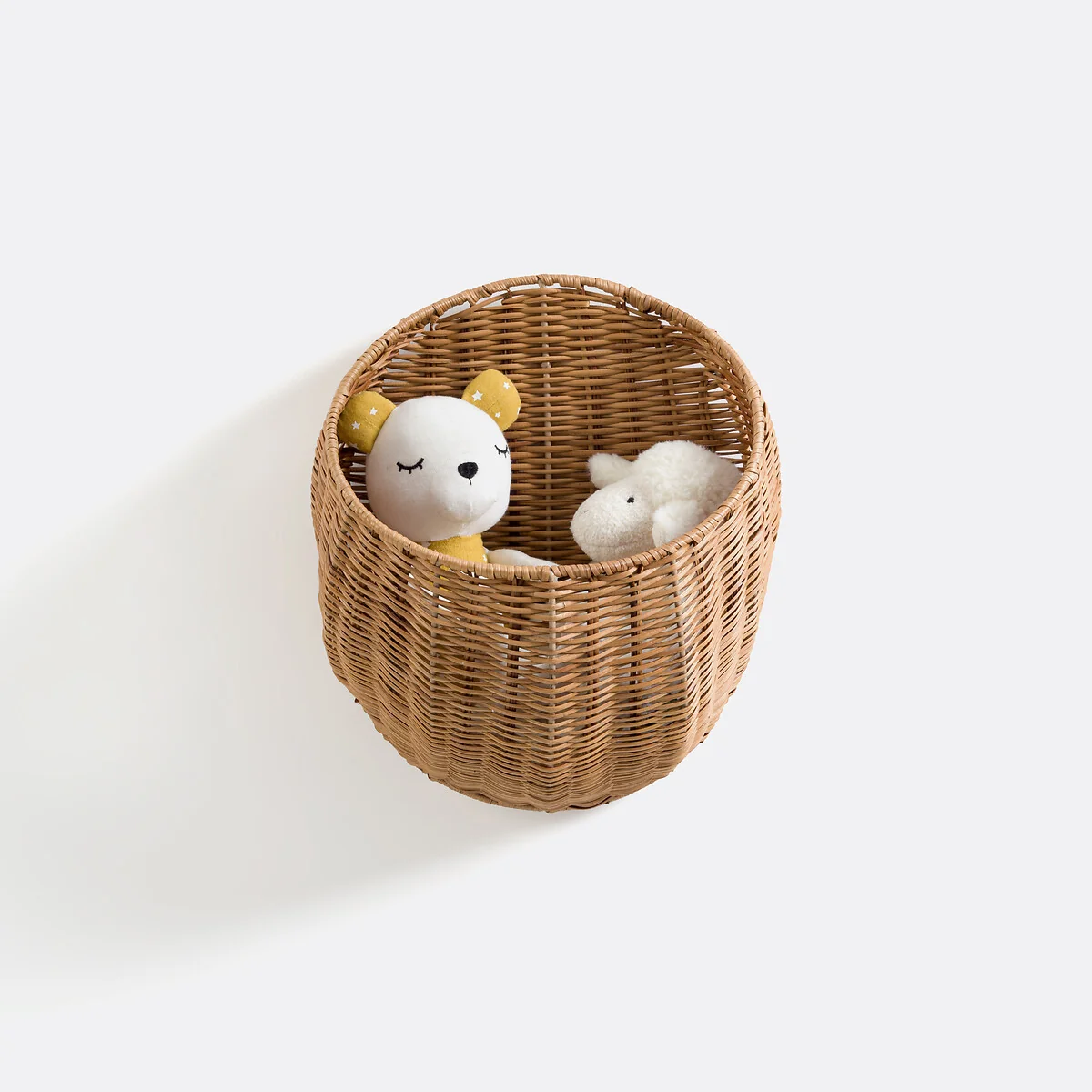 Osira Rattan Wall Basket – image 5