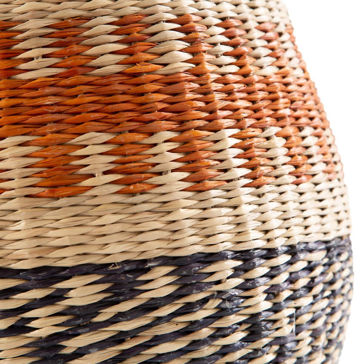 Friette Bell-Shaped Straw Basket – image 3