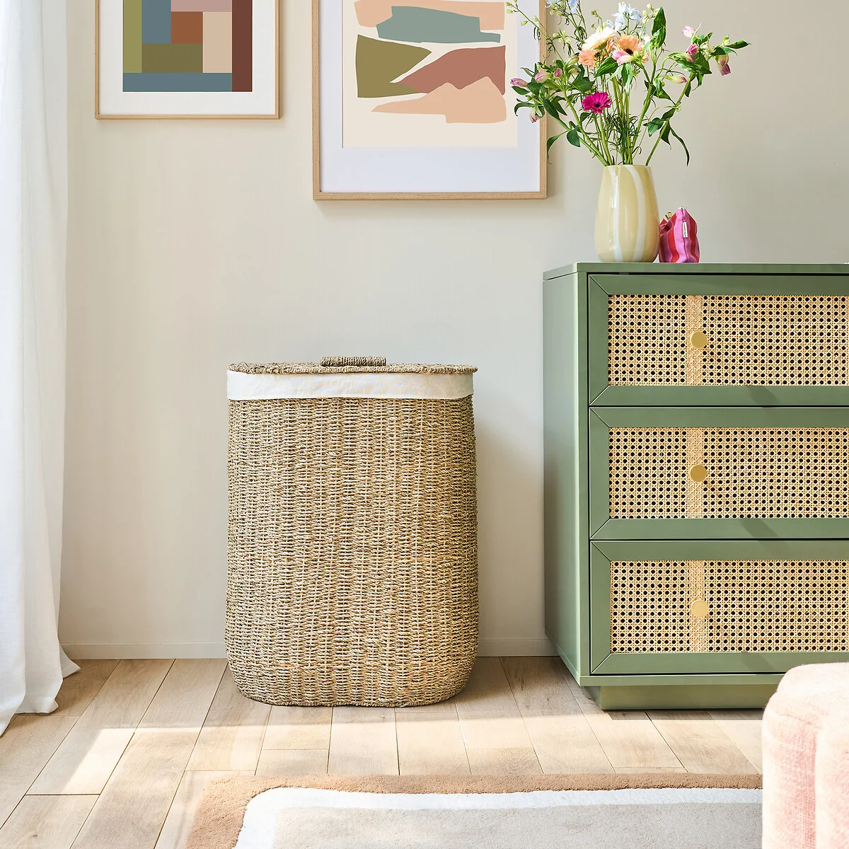 Azuro Woven Seagrass Oval Laundry Basket – image 2