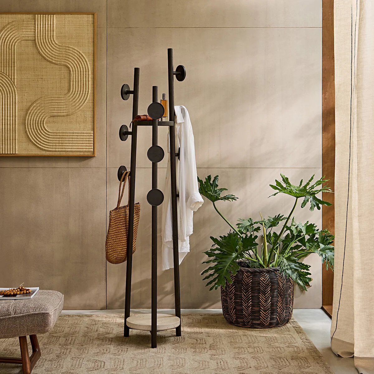 Basket Plant Pot Holder in Woven Rattan Siriti – image 2