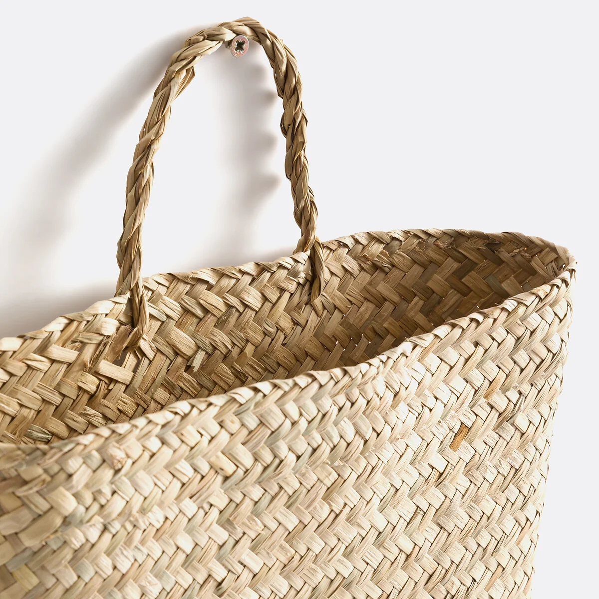 Rixy Woven Straw Wall Basket – image 5