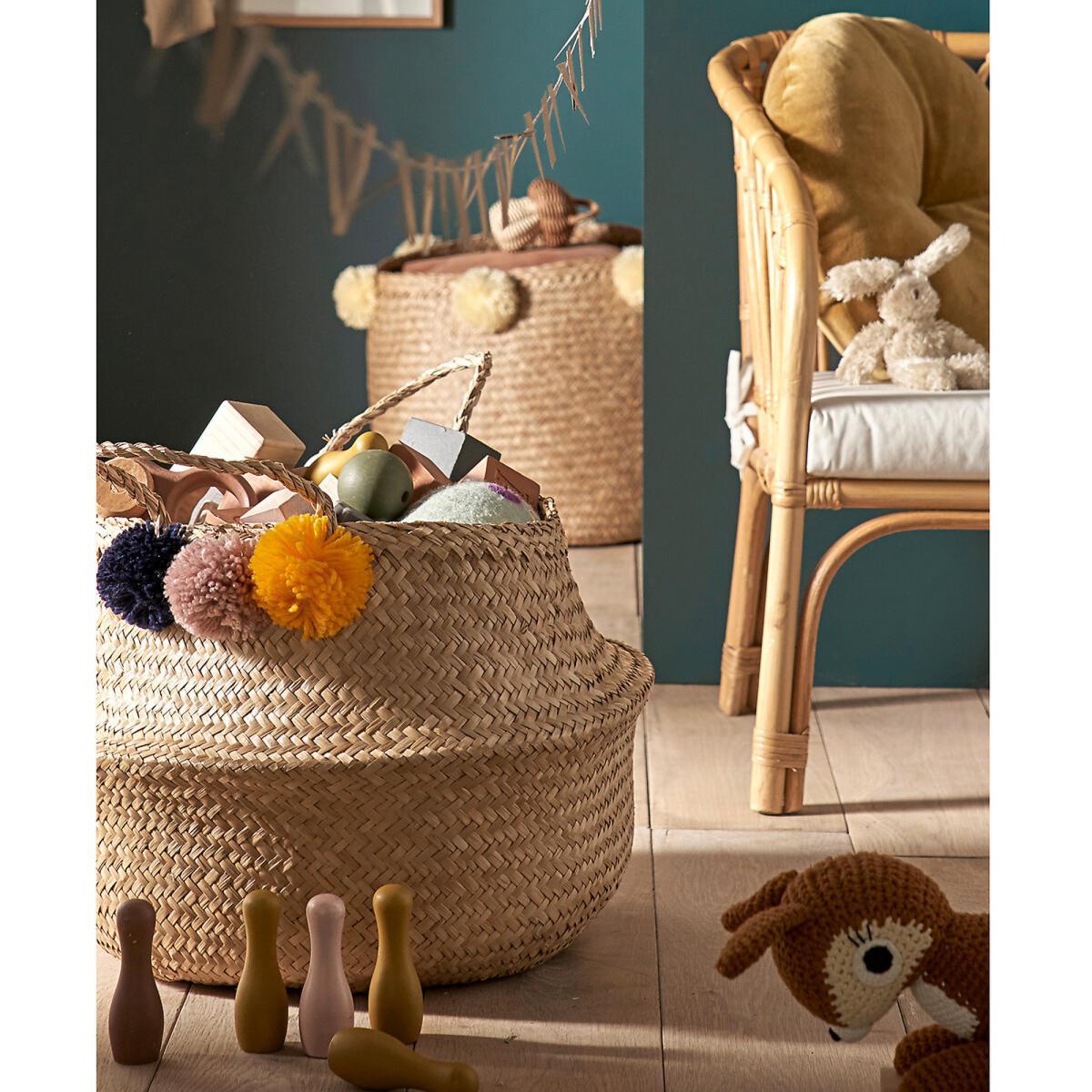 Rixy Collapsible Ball Basket with Colourful PomPoms – image 3