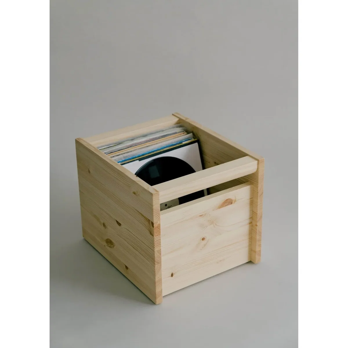 Vaarnii 020 Koppa Crate storage box Oil-waxed pine large 38x43x36 cm – image 10