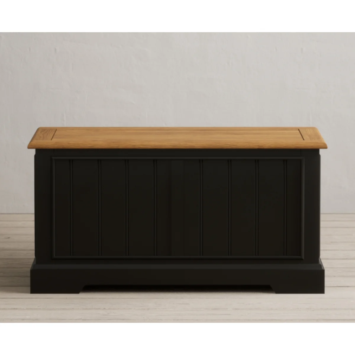 Charlton Oak and Black Painted Blanket Box – image 4