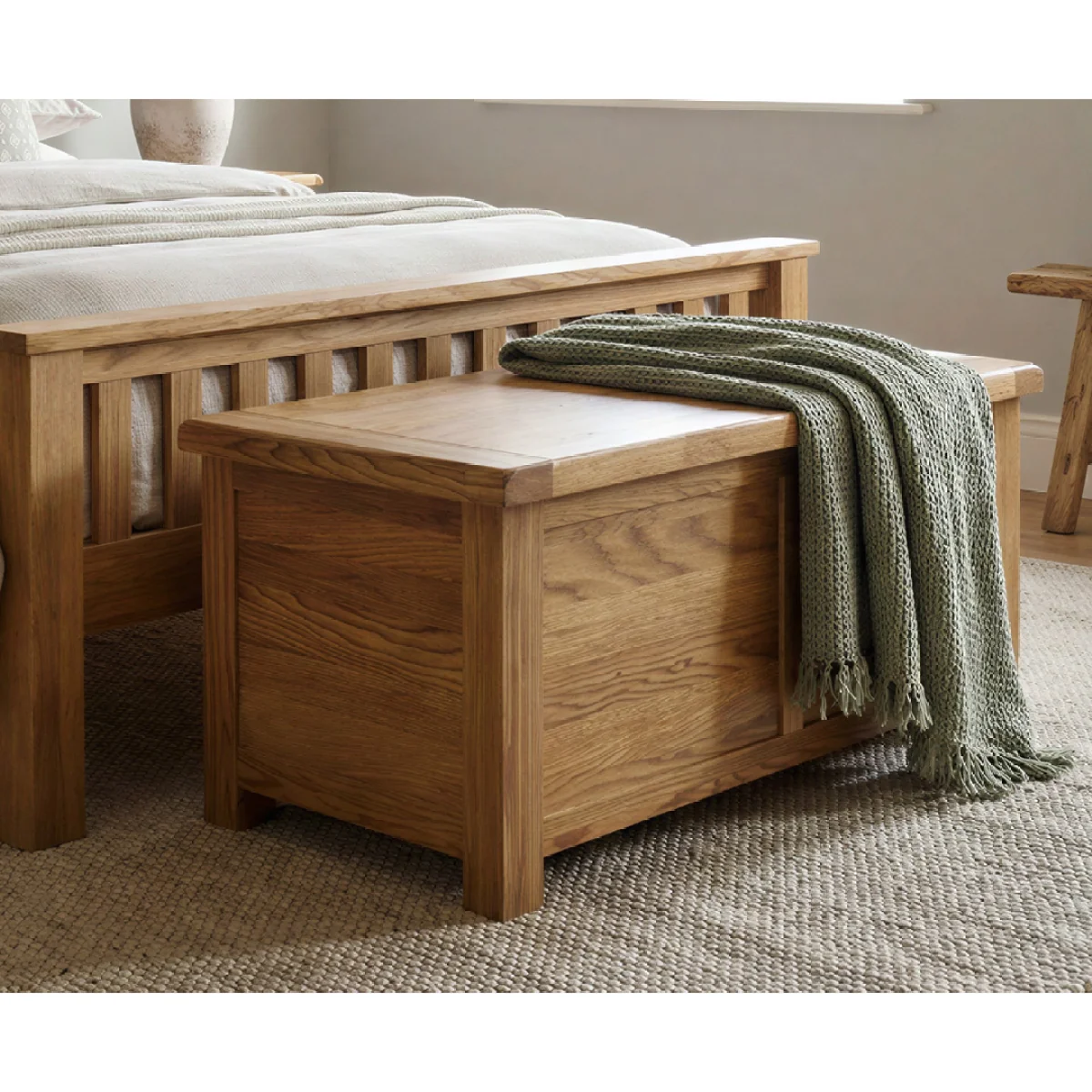 Harrogate Rustic Solid Oak Blanket Box – image 3