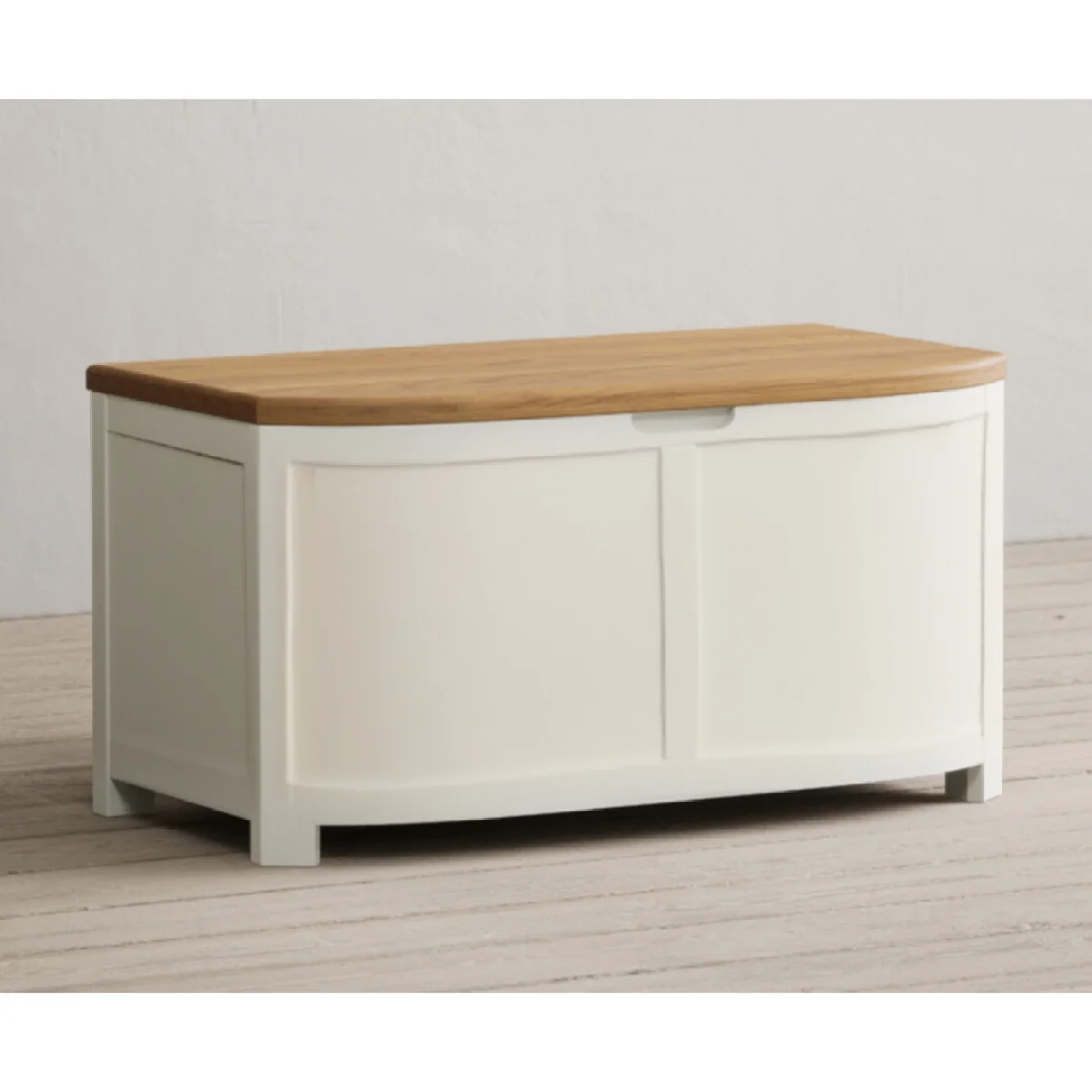 Bradwell Oak and Signal White Painted Blanket Box – image 5