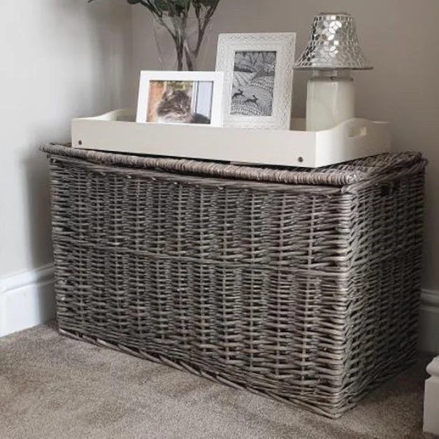 Wovenhill Wicker Grey Wash Hamper – image 1