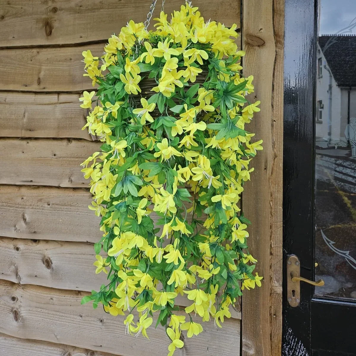 yellow lily flower basket - Yellow – image 2