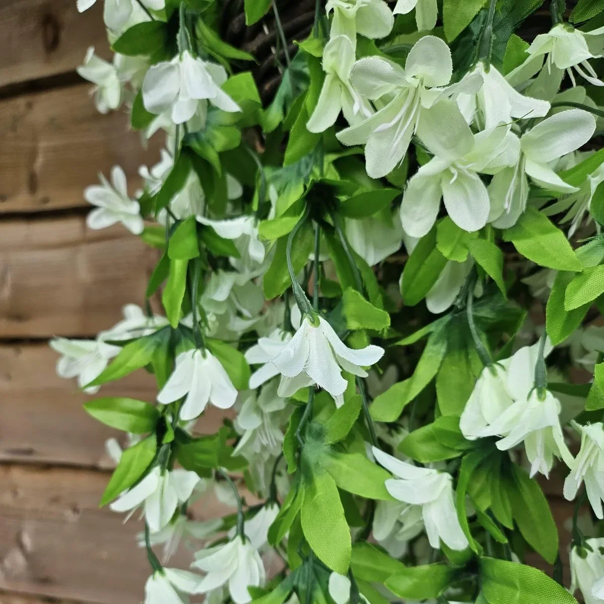 white lily Flower basket - White – image 6