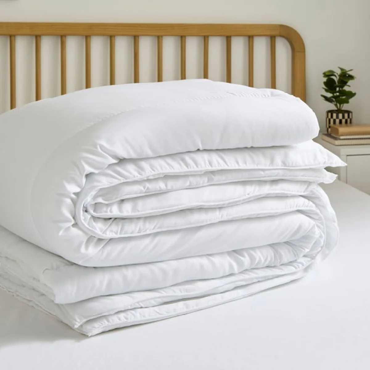 Bed in a Bag 10.5 Tog Duvet and Back Sleeper Pillow Set – image 3