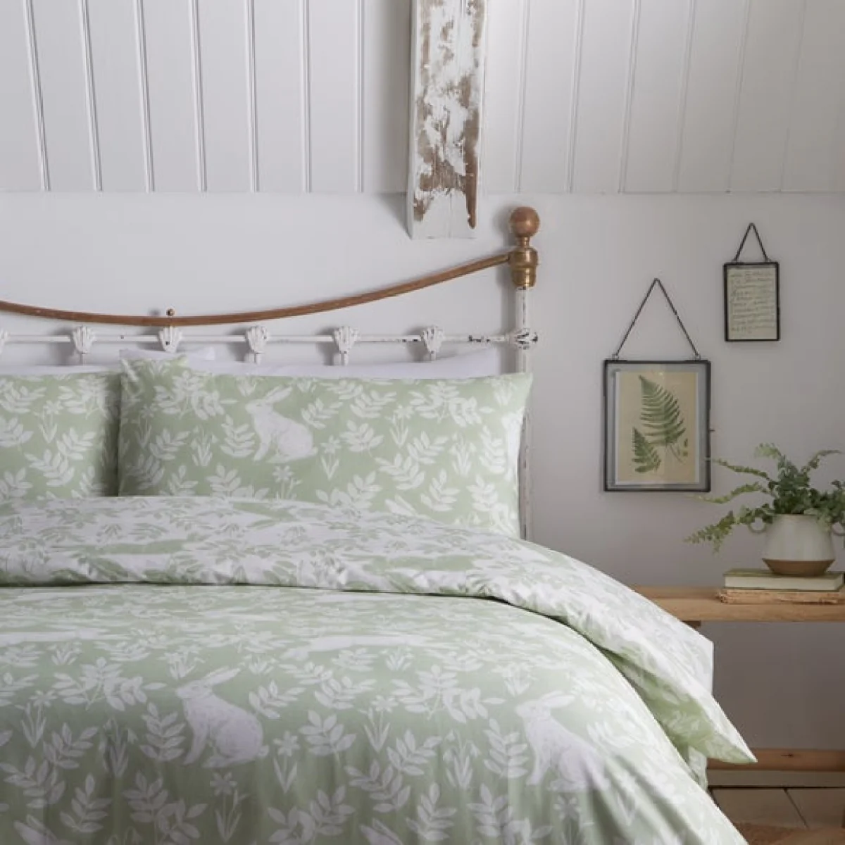 Dreams and Drapes Spring Rabbits Reversible Duvet Cover and Pillowcase Set Green – image 2