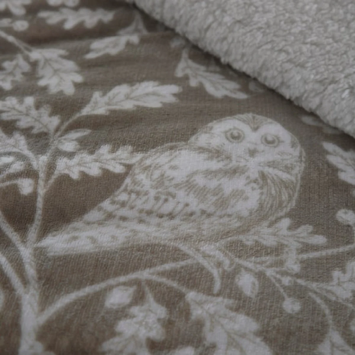Dreams and Drapes Lodge Woodland Owls Sage Duvet Cover and Pillowcase Set Sage – image 3