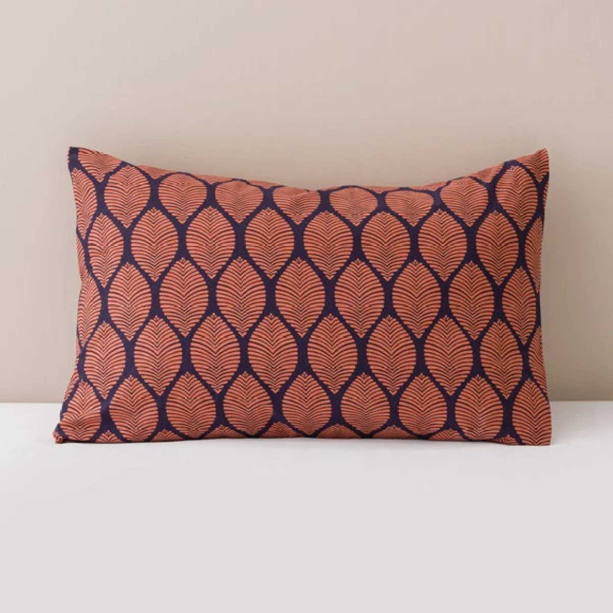 Rehan Leaves Duvet Cover & Pillowcase Set Navy (Blue) – image 7
