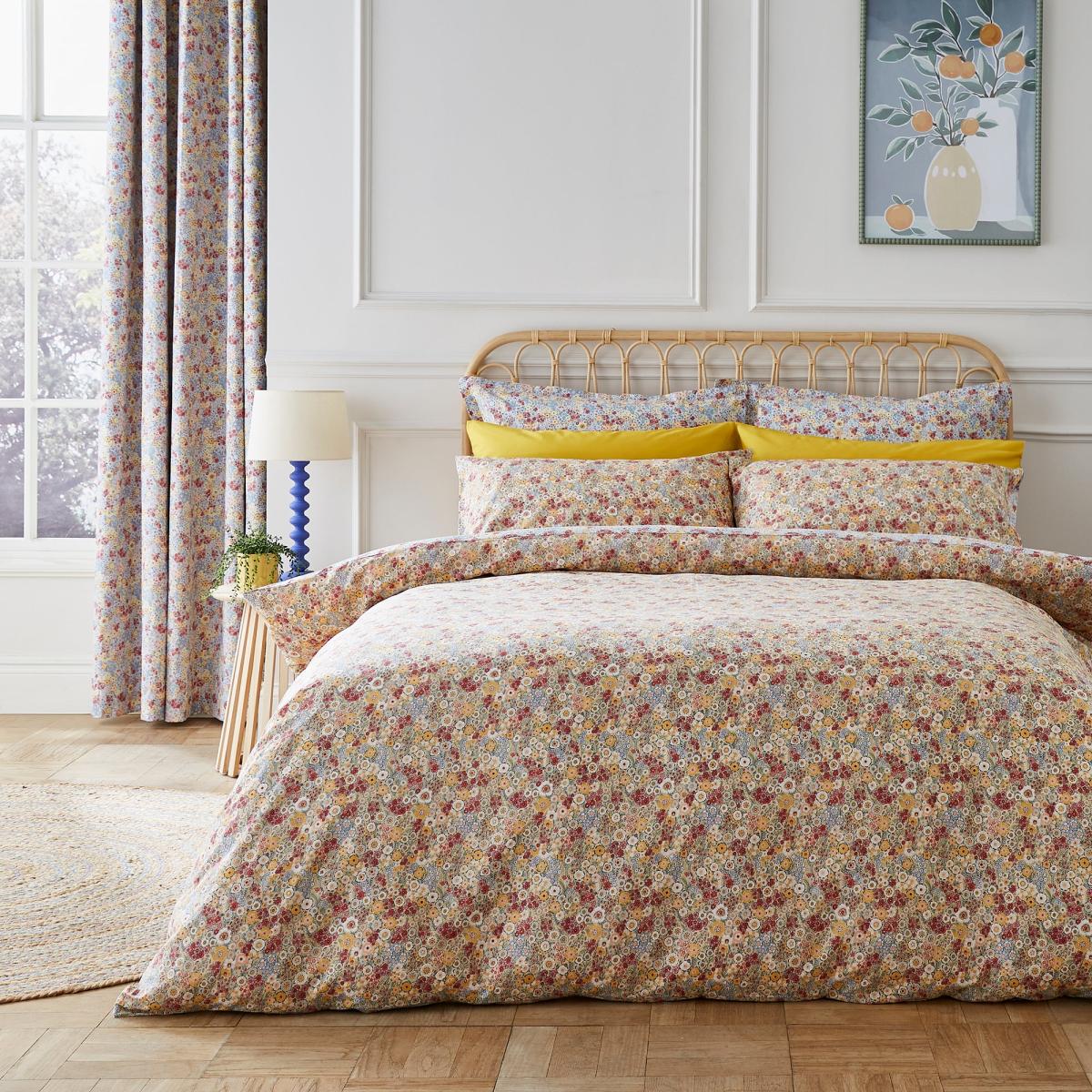 Hannah Retro Ditsy 100% Cotton Duvet Cover and Pillowcase Set – image 3