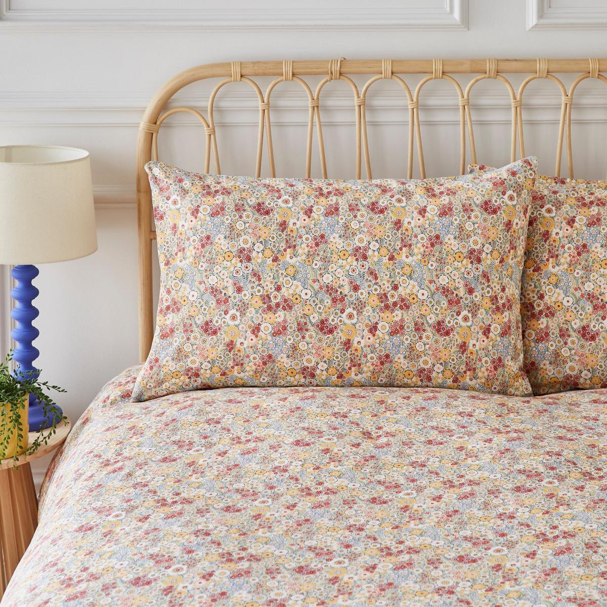 Hannah Retro Ditsy 100% Cotton Duvet Cover and Pillowcase Set – image 4
