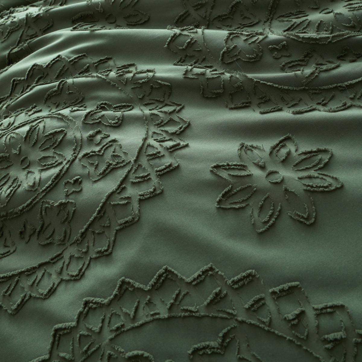 Mandala Clipped Jaquard Duvet Cover and Pillowcase Set – image 4