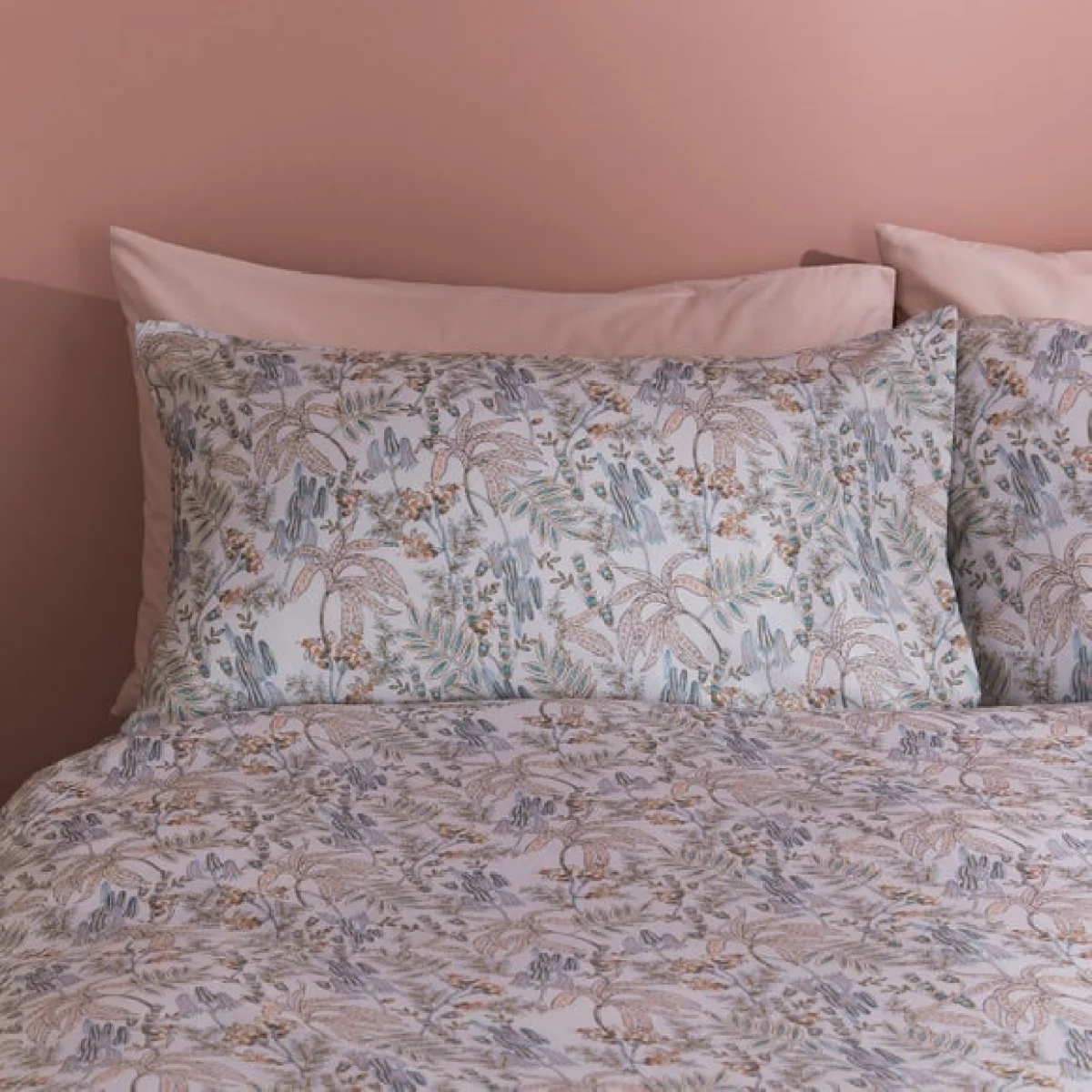 Tropics Floral Duvet Cover Set Natural – image 4