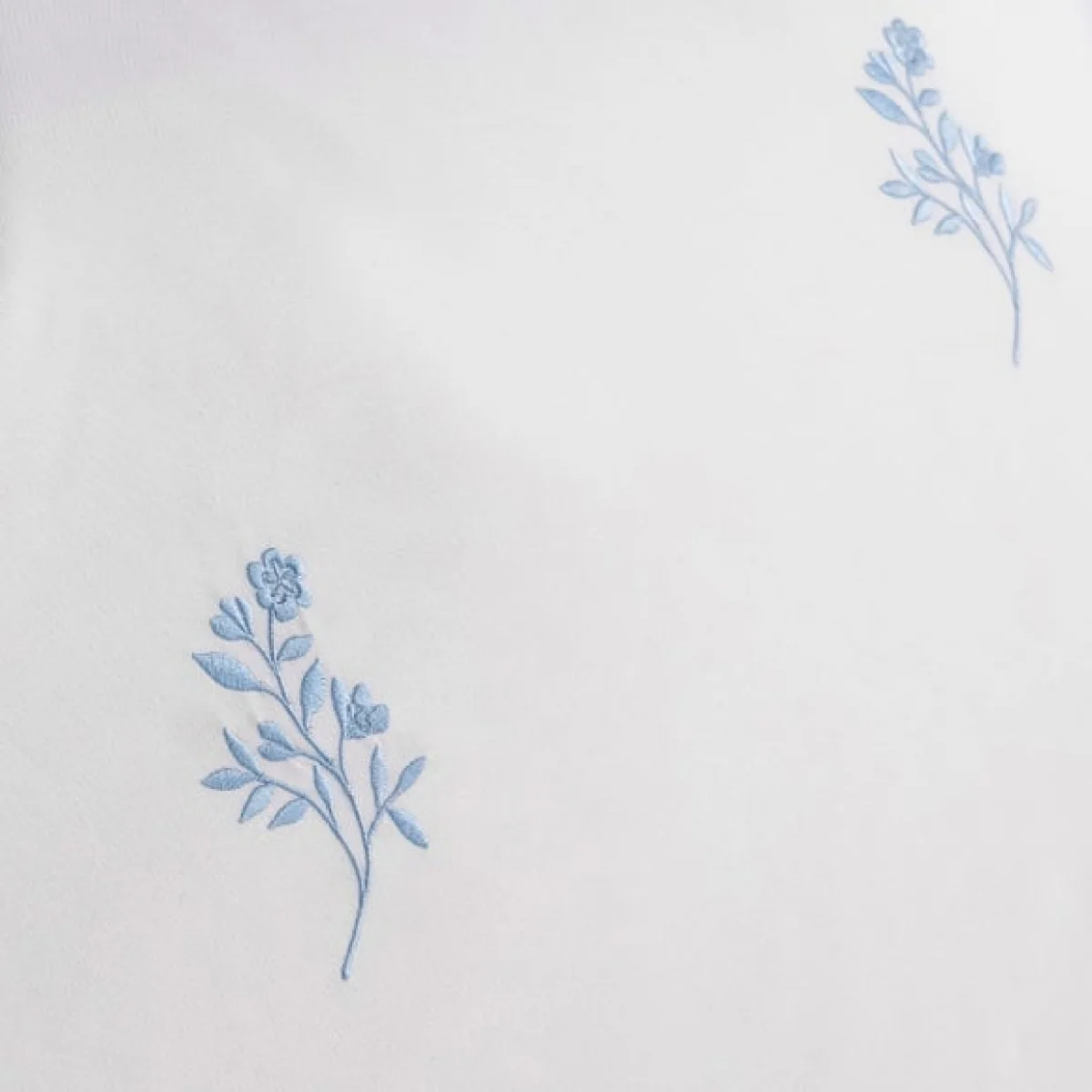 Izara Embroidered Microfibre Duvet Cover & Pillowcase Set – image 4