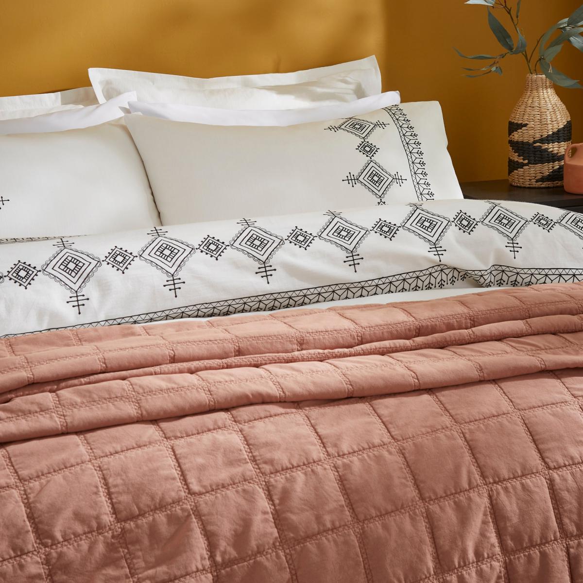 Embroidered Inca 100% Cotton Duvet Cover and Pillowcase Set – image 3