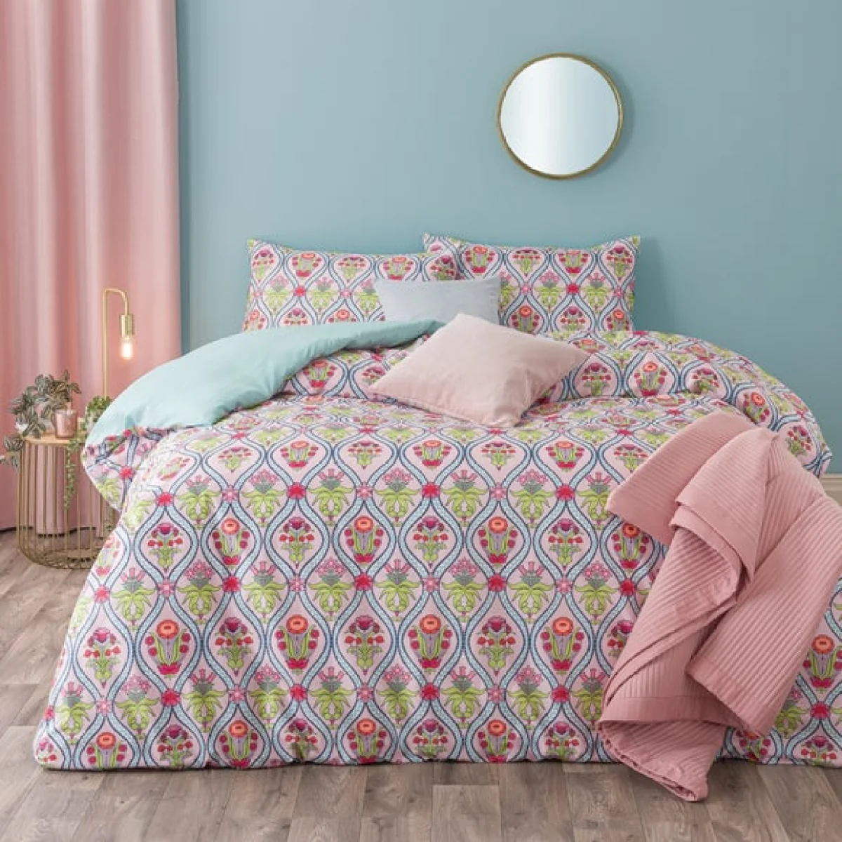 Tulip Bouquet Duvet Cover & Pillowcase Set Pink – image 1