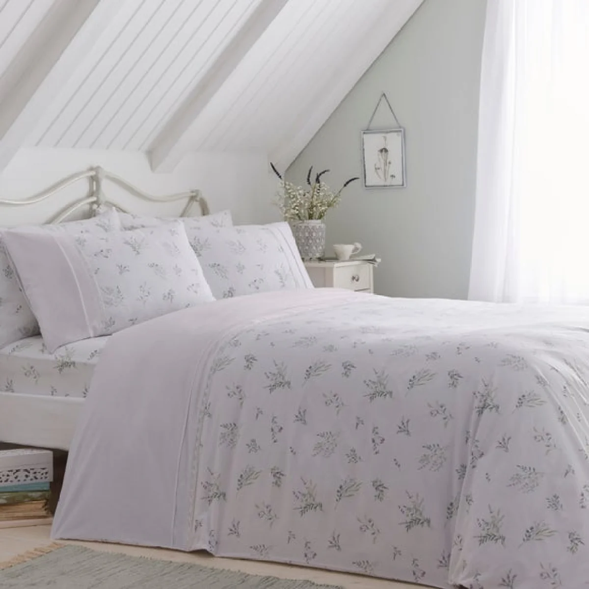 Dreams and Drapes Decorative Chloe Duvet Cover and Pillowcase Set Purple – image 1