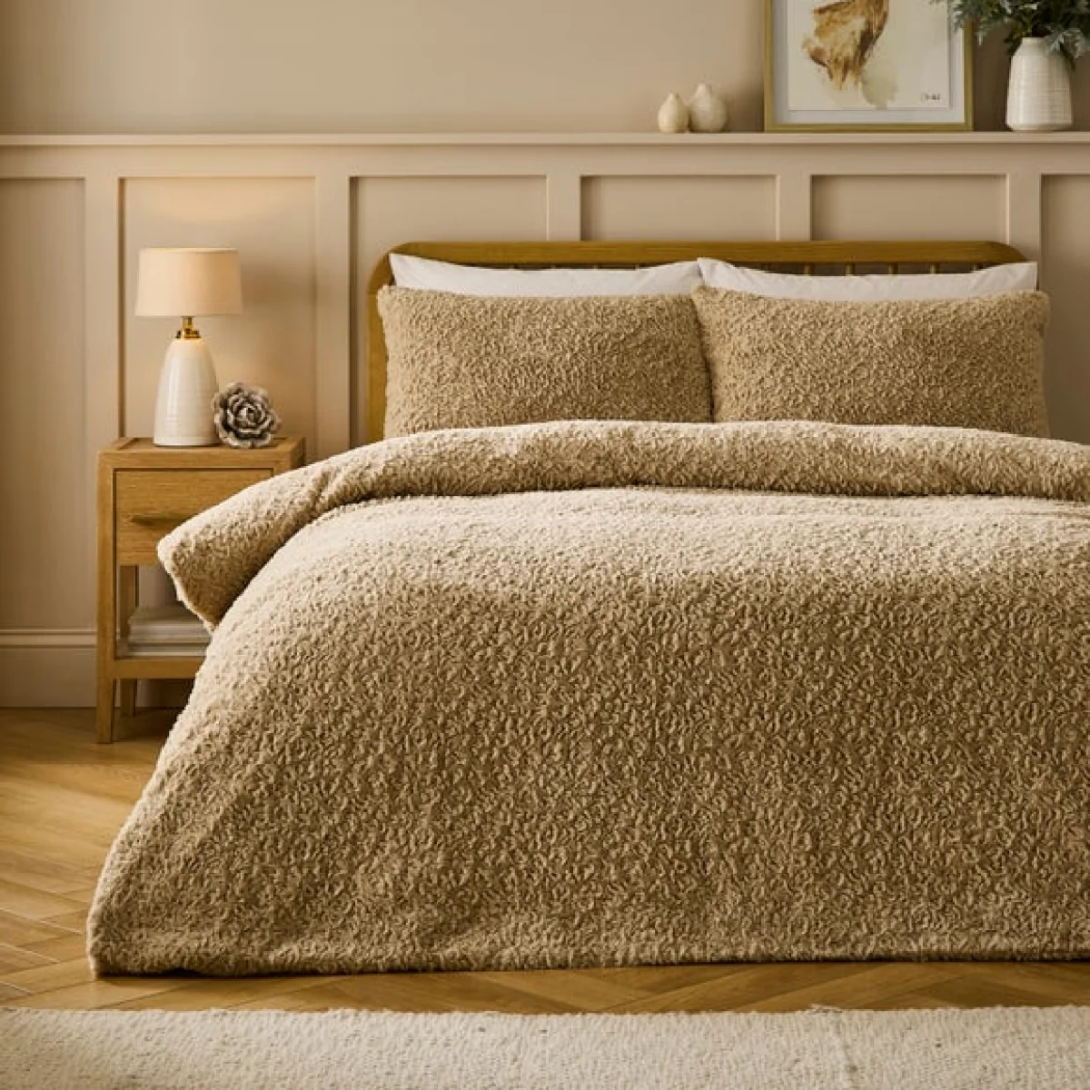 Timeless Fur Duvet Cover & Pillowcase Set – image 1