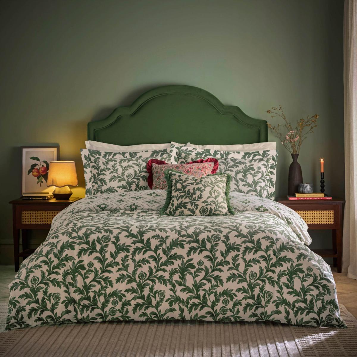 Hedera Reversible Duvet Cover and Pillowcase Set – image 1