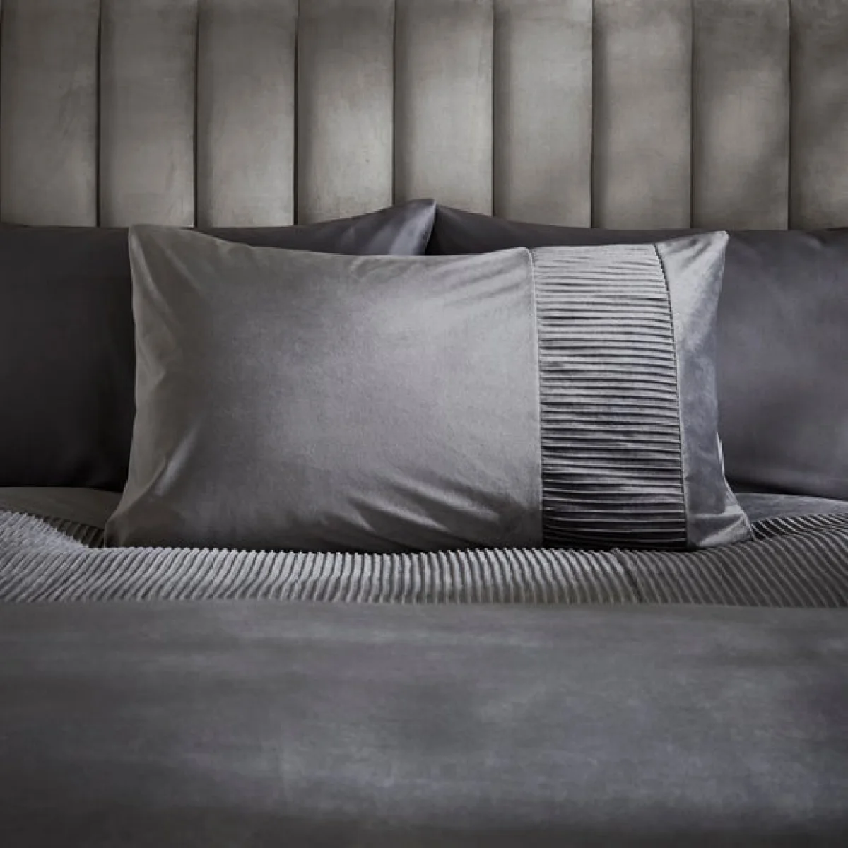 Liliana Pleated Velvet Duvet Cover and Pillowcase Set Charcoal (Grey) – image 2