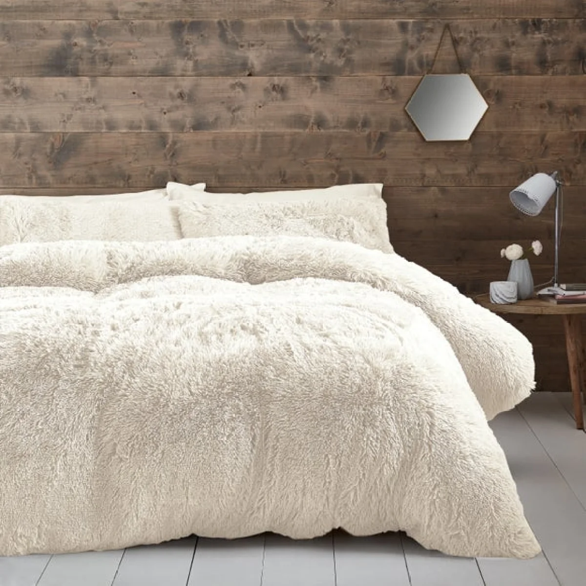 Catherine Lansfield Cuddly Faux Fur Duvet Cover & Pillowcase Set Cream – image 1