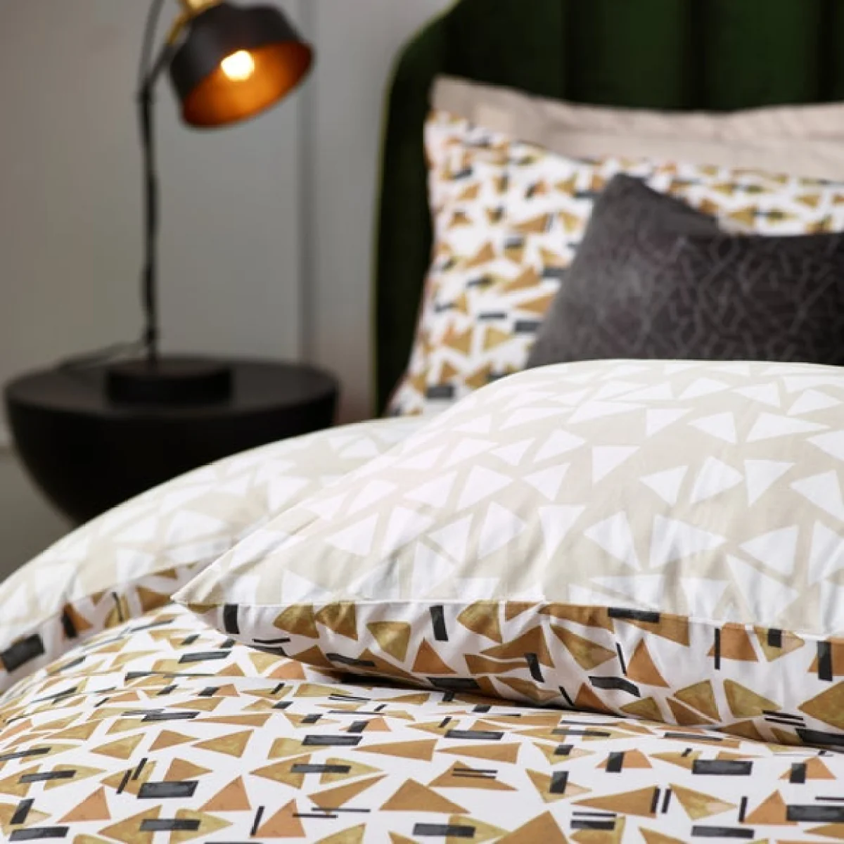 HÖEM City Cotton Rich Duvet Cover & Pillowcase Set, Brown/White/Black – image 2