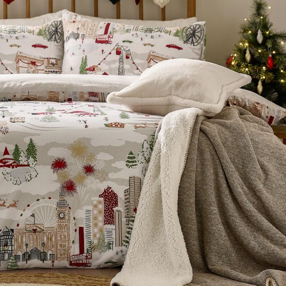 furn. Joy To All Duvet Cover and Pillowcase Set – image 3