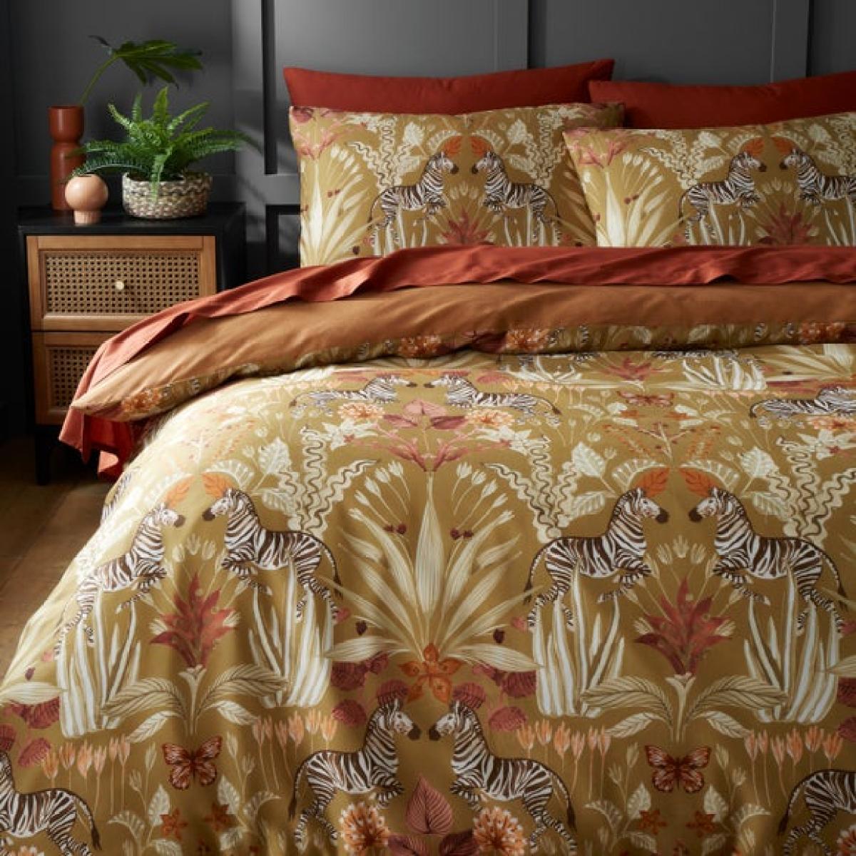 Utopian Dream Duvet Cover & Pillowcase Set – image 3