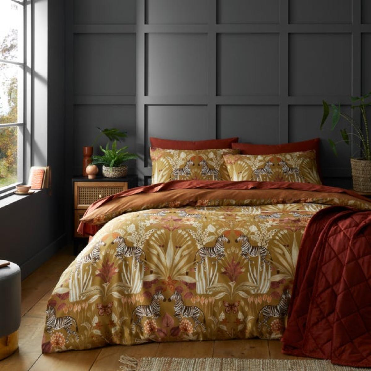 Utopian Dream Duvet Cover & Pillowcase Set – image 8