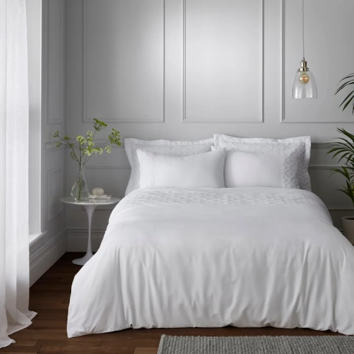 Skyler White Duvet Cover and Pillowcase Set White – image 1