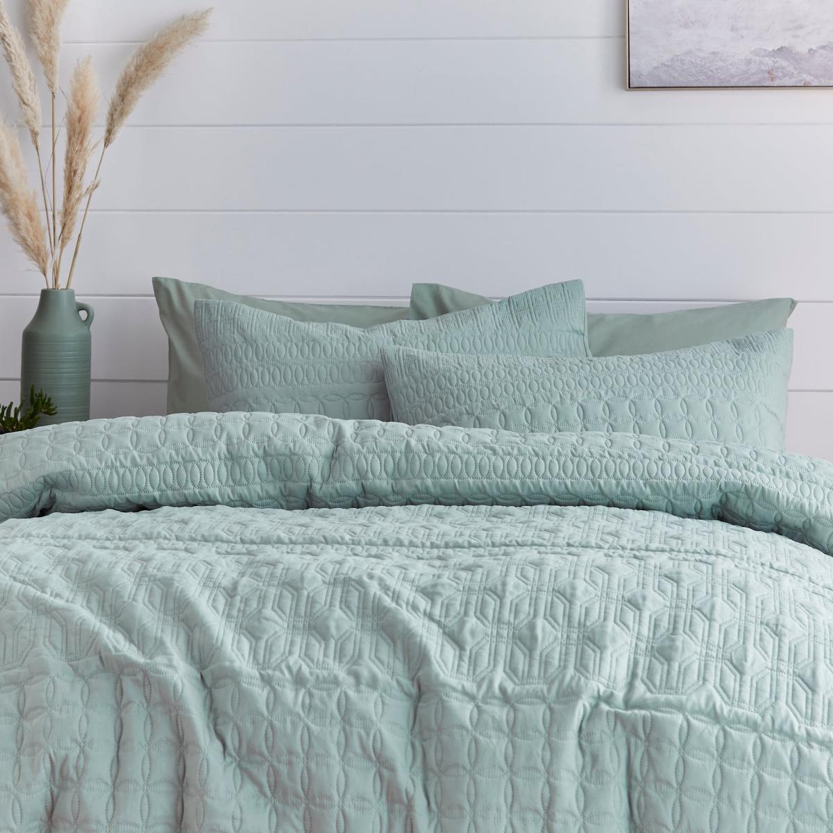 Billie Duvet Cover and Pillowcase Set Sage (Green) – image 4