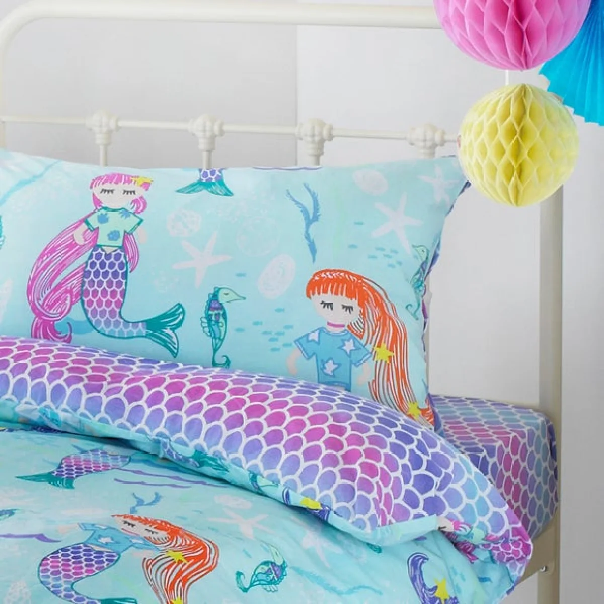 little furn. Mermaid Duvet Cover & Pillowcase Set Blue/Pink/Yellow – image 2