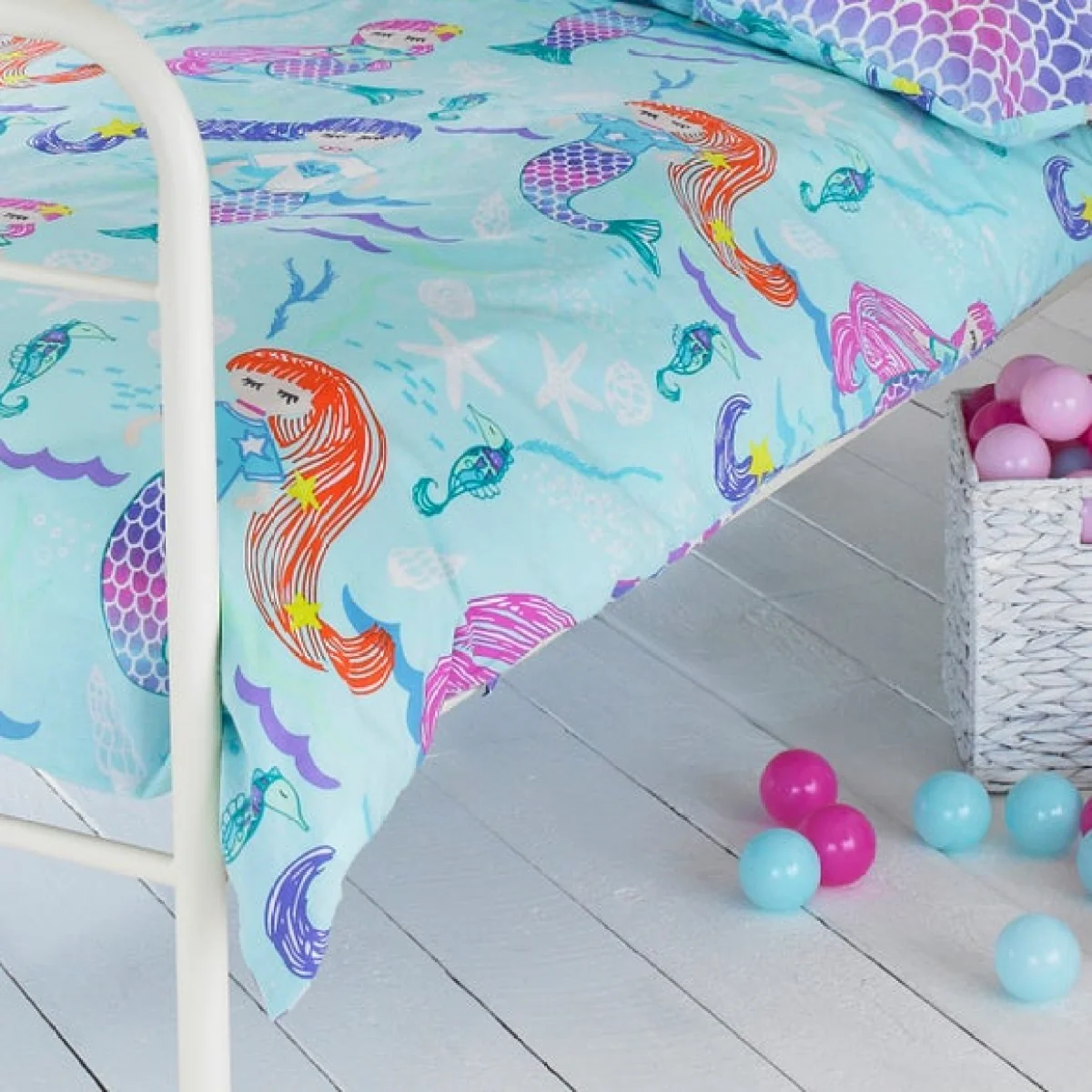 little furn. Mermaid Duvet Cover & Pillowcase Set Blue/Pink/Yellow – image 3
