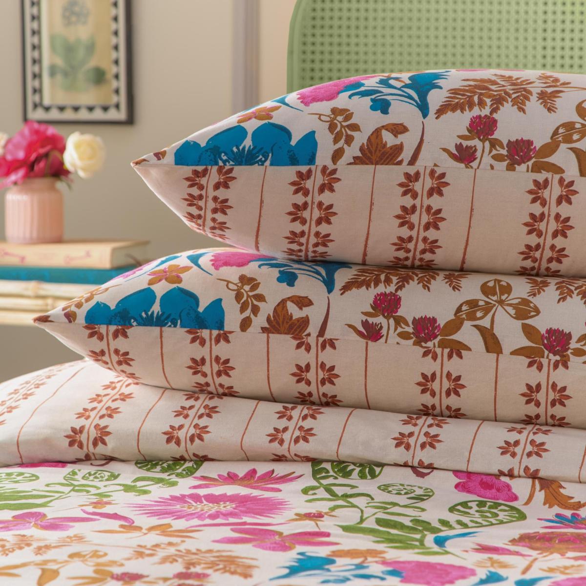 Furn Curious Lotus Reversible Duvet Cover and Pillowcase Set Multicoloured – image 3