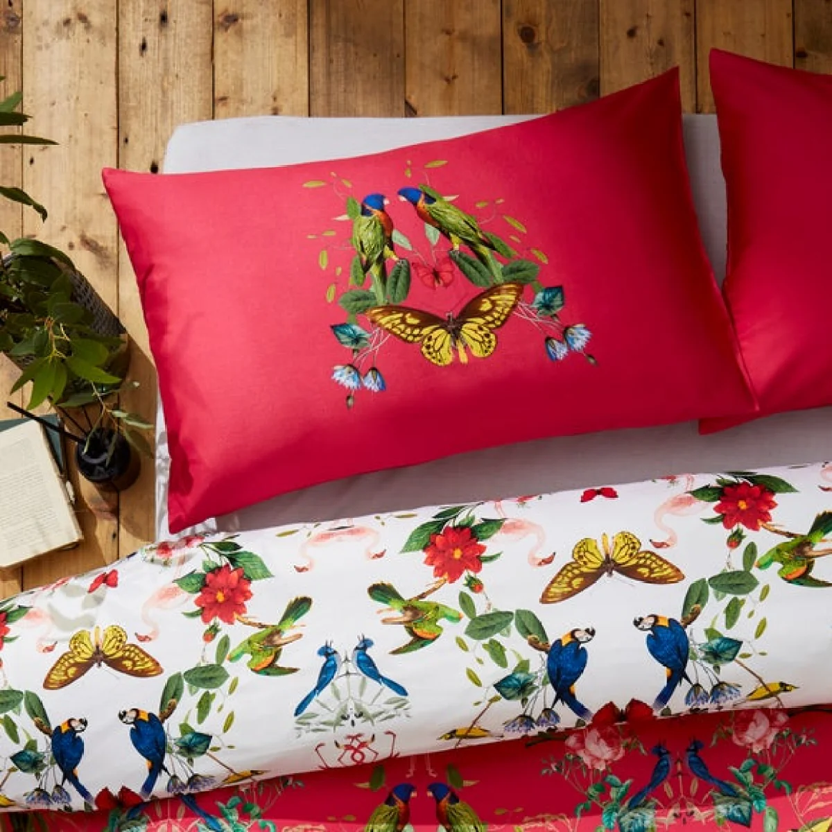 Tropical Kaleidoscope Duvet Cover & Pillowcase Set Yellow – image 5