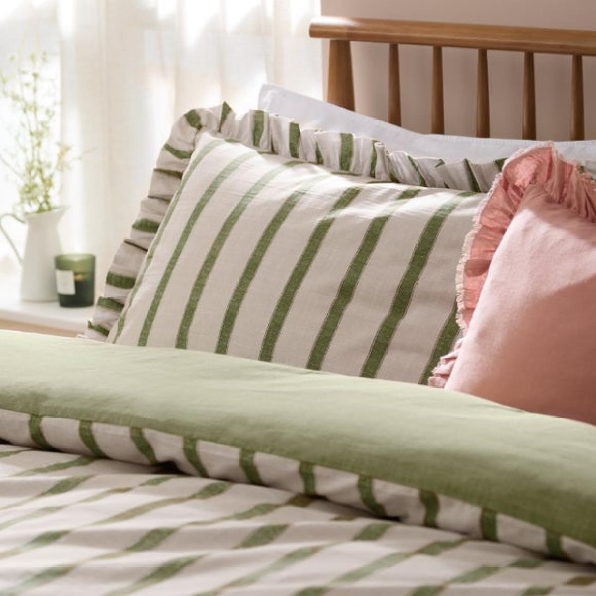 Wylder Nature Connie Polycotton Duvet Cover & Pillowcase Set – image 2