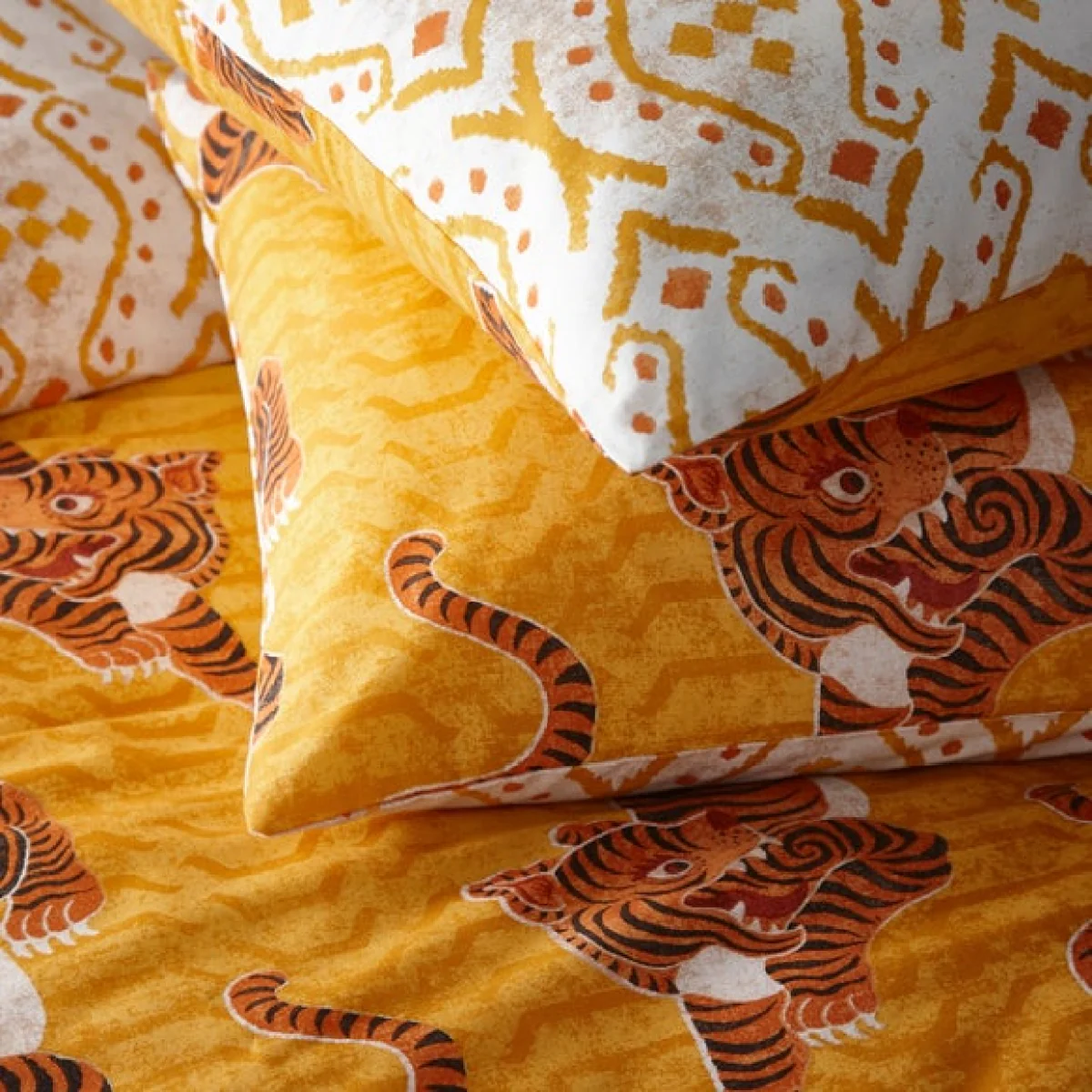 Furn. Tibetan Tiger Mustard Duvet Cover and Pillowcase Set Yellow/White – image 4
