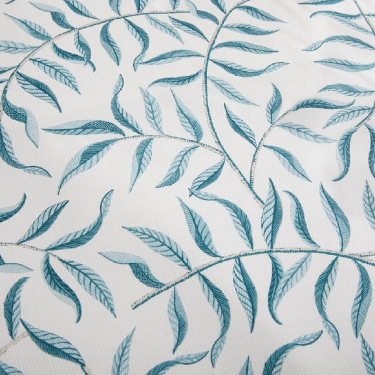Dreams and Drapes Samira Reversible Duvet Cover and Pillowcase Set Teal (Green) – image 5