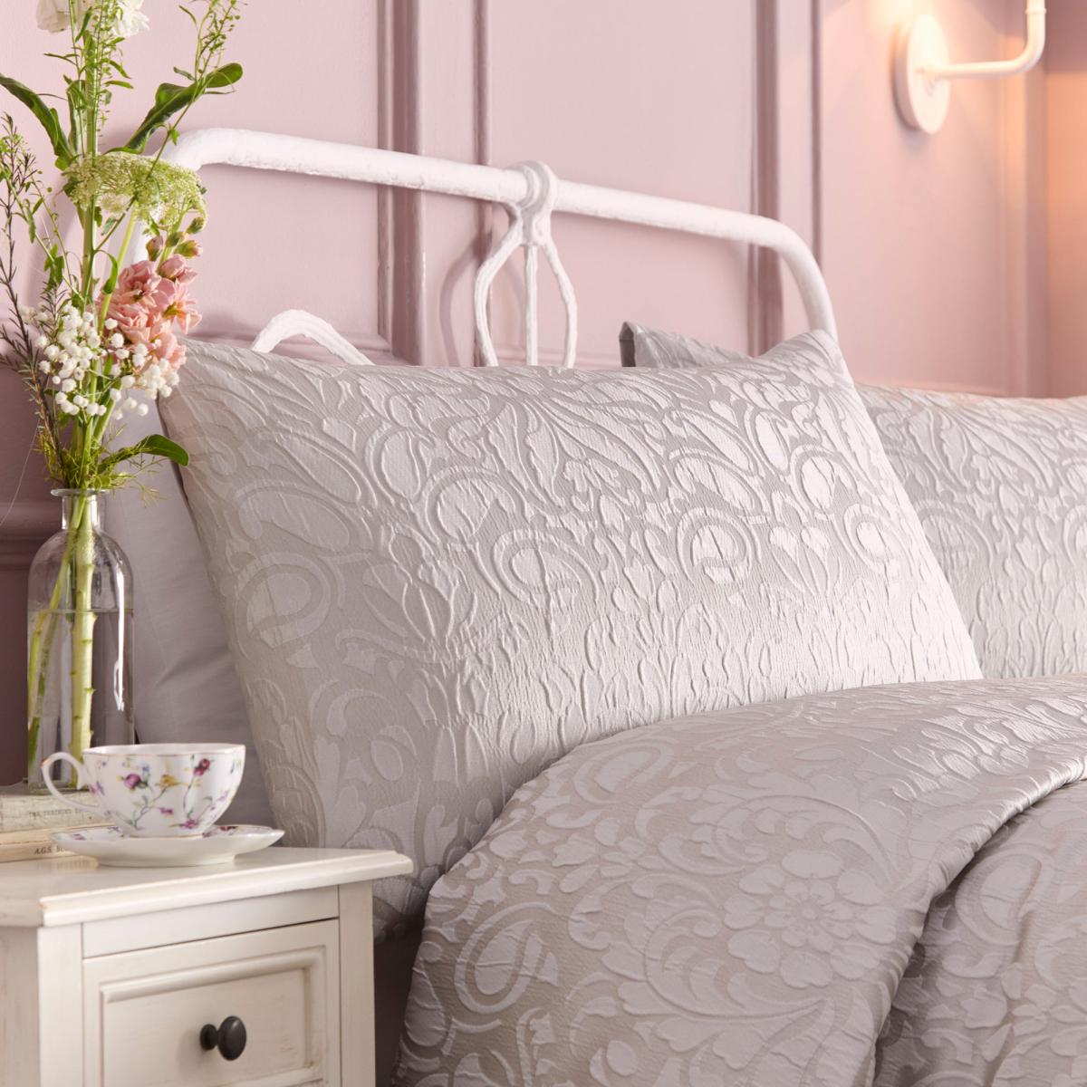 Worcester Duvet Cover & Pillowcase Set – image 2