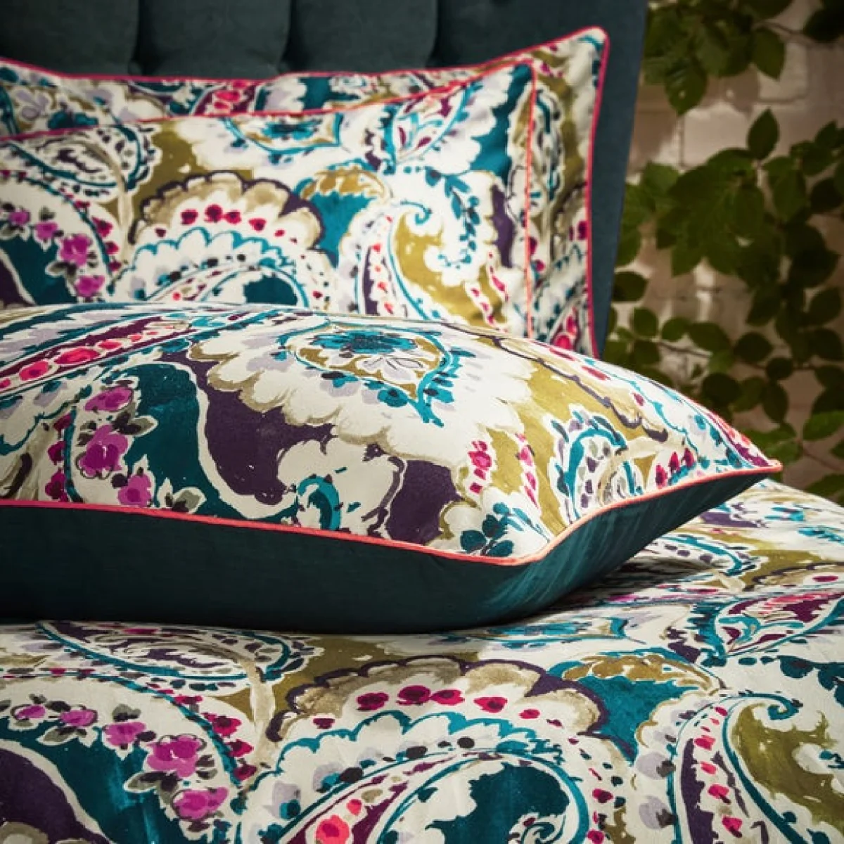 EW by Edinburgh Weavers Aretha Paisley Teal 100% Cotton Sateen Duvet Cover & Pillowcase Set Green – image 2